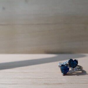 925 Silver Double Blue Hearts Ring Size 7